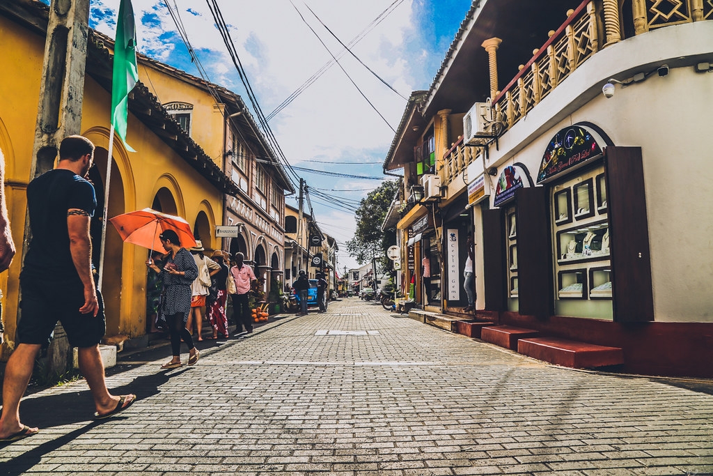Cathedral Cove Kayaking