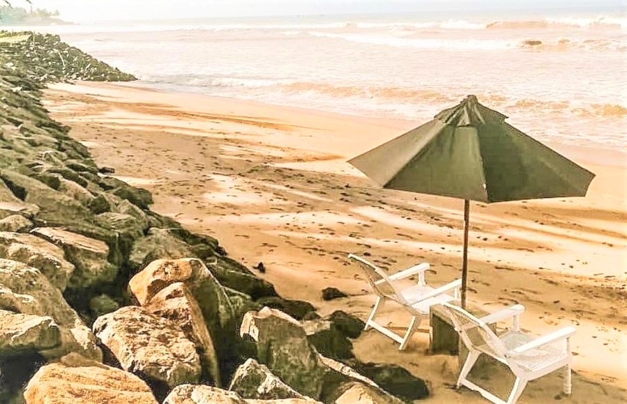 Cathedral Cove Kayaking